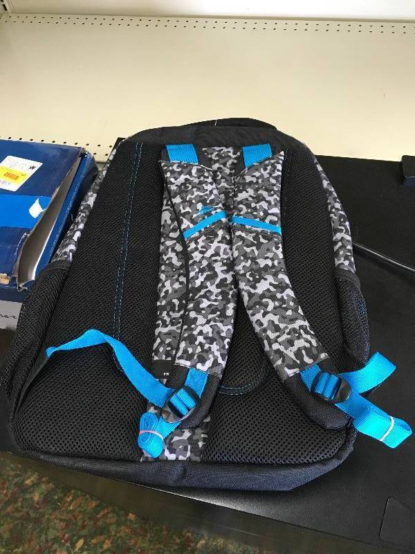 lot 283 image: HIGH SIERRA BACKPACK