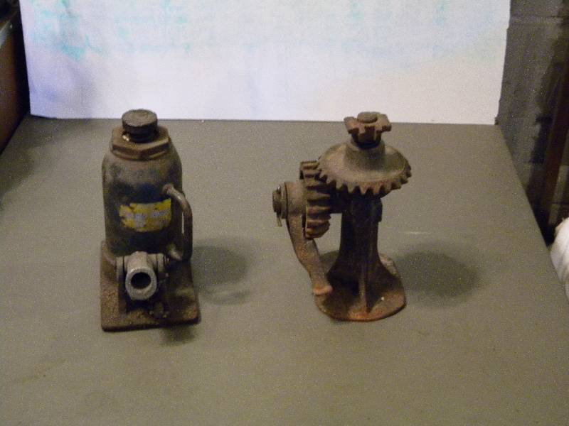 Vintage Screw Jack & Walker Bottle Jack