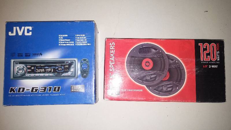 lot 31 image: JVC Stereo& Speakers Set