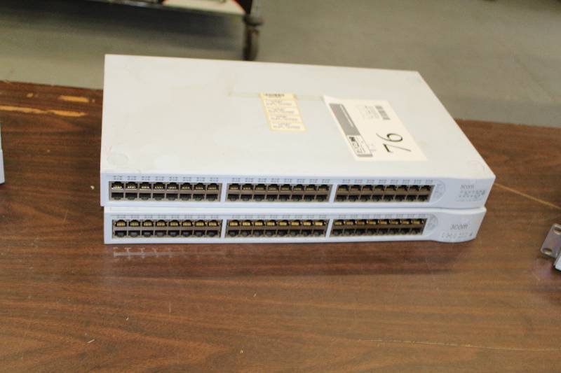 lot 76 image: Lot of (2) 3Com SuperStack3 4400 Switch