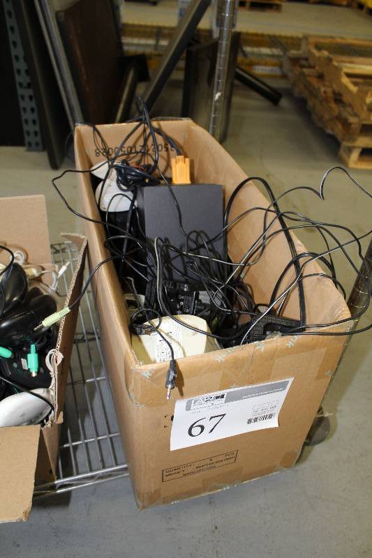 lot 67 image: Computer Speakers