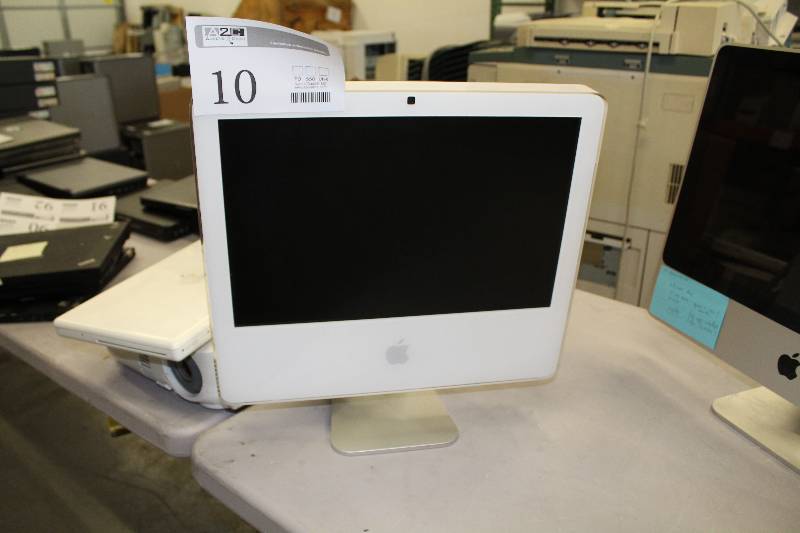 lot 10 image: Apple iMac 17in. Desktop Computer