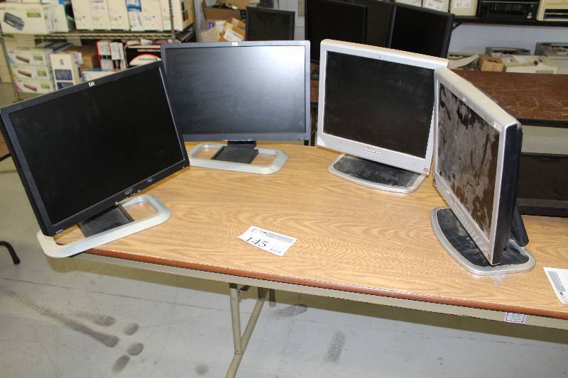 lot 145 image: Lot of (4) HP Computer Monitors