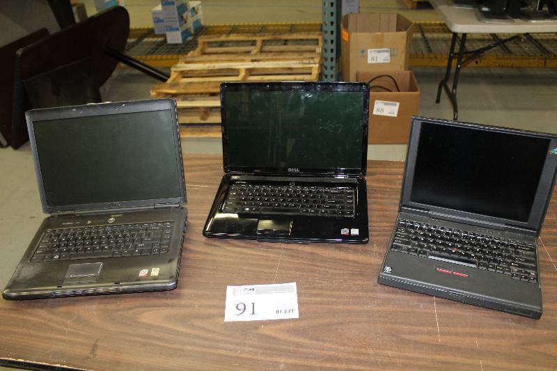 lot 91 image: Lot of (3) Laptop Computers For Parts - Dell Vostro 1500, Dell Insprion, IBM ThinkPad 310ED