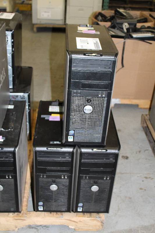 lot 107 image: Lot of (3) Dell Optiplex 330 Desktop Computers