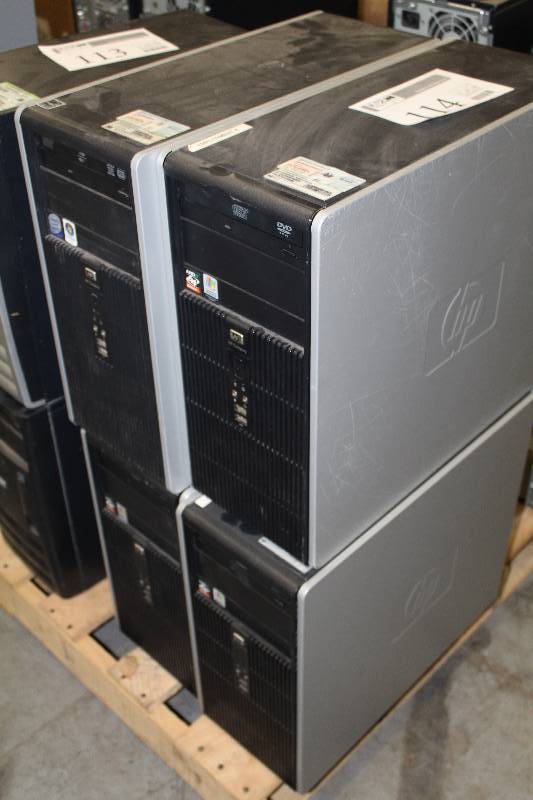 lot 114 image: Lot of (4) HP Compaq Desktop Computers