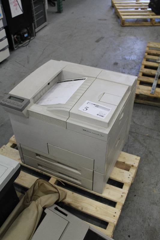 lot 5 image: HP LaserJet 5si Printer