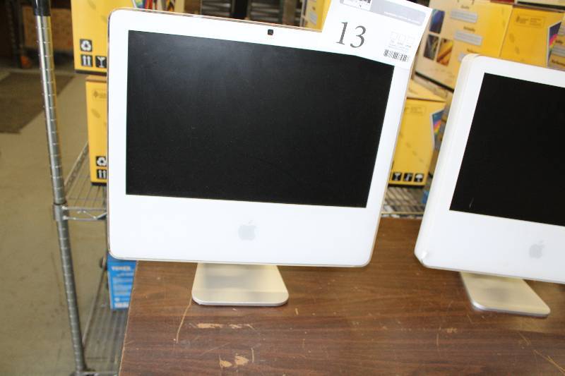 lot 13 image: Apple iMac 17in. Desktop Computer