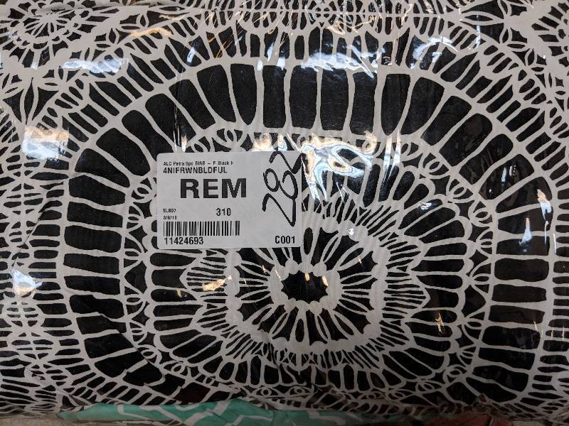 lot 282 image: alcove Petra 8-Pc. Bed Set - Full