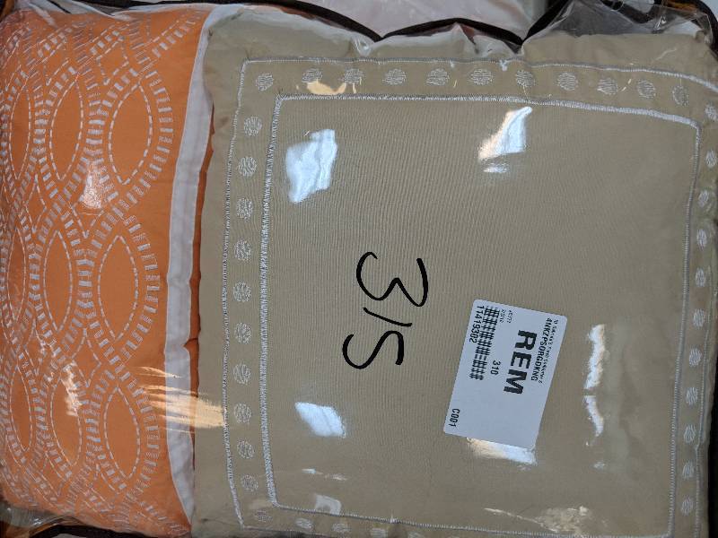lot 315 image: Intelligent Design Lilly 5-Pc. Comforter Set - Orange, KingCal. King