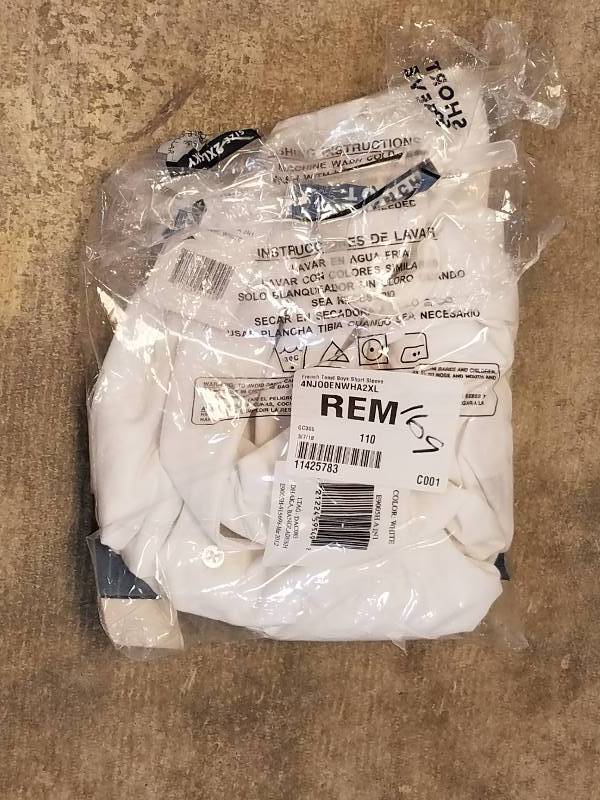 lot 169 image: French Toast Boys L-2XL Short-Sleeved Classic Dress Shirt - White 2XL