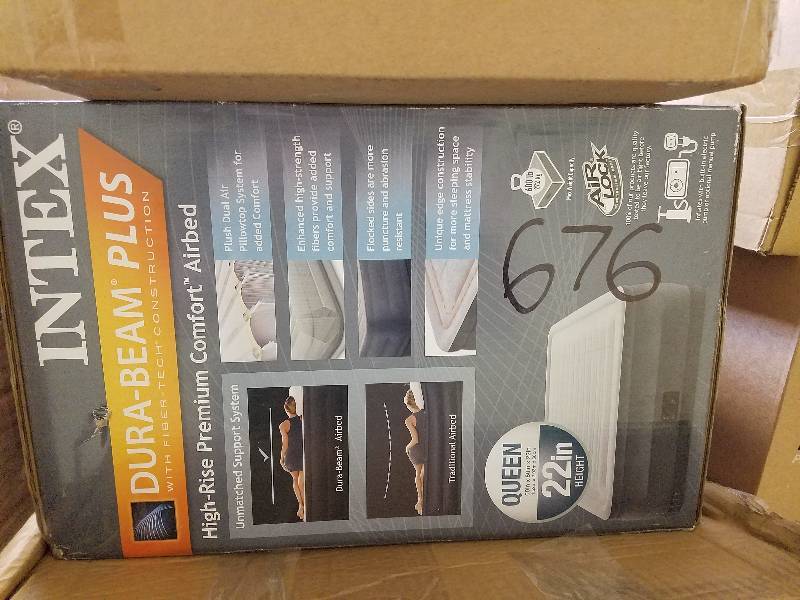 lot 676 image: Intex Fiber-Tech Comfort Plush Raised 22 Airbed - Queen