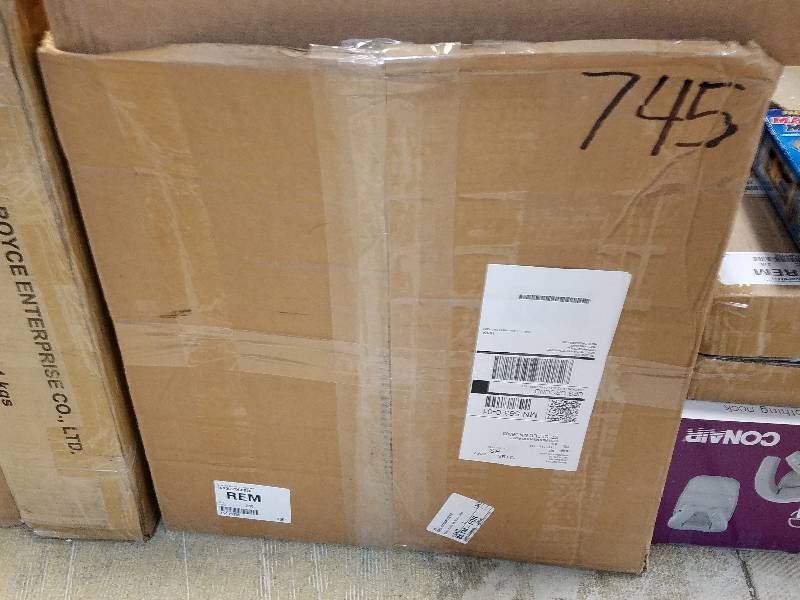 lot 745 image: alcove Metro 8-Pc. Bed Set - Queen