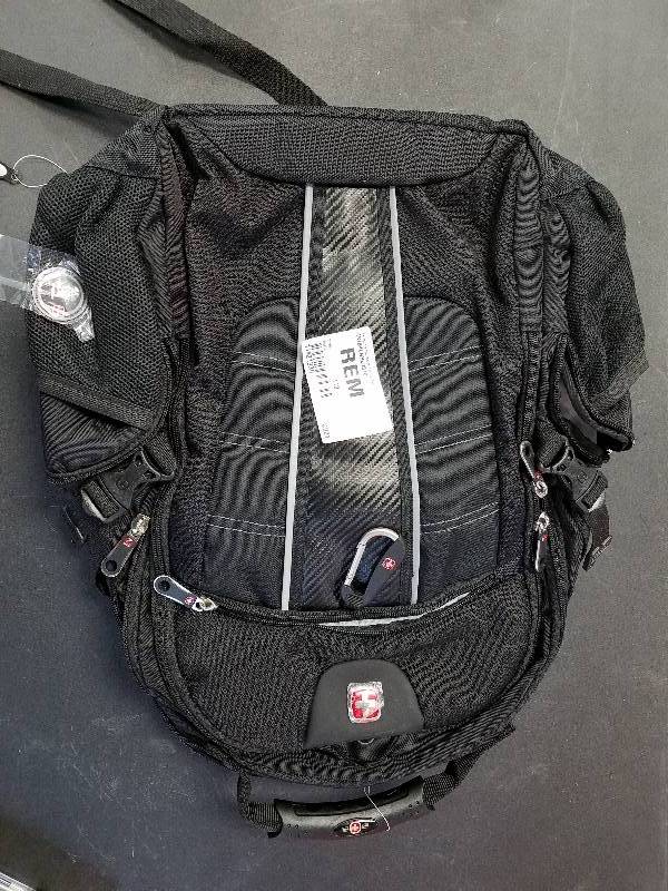 lot 766 image: SwissGear ScanSmart Laptop Backpack - Black
