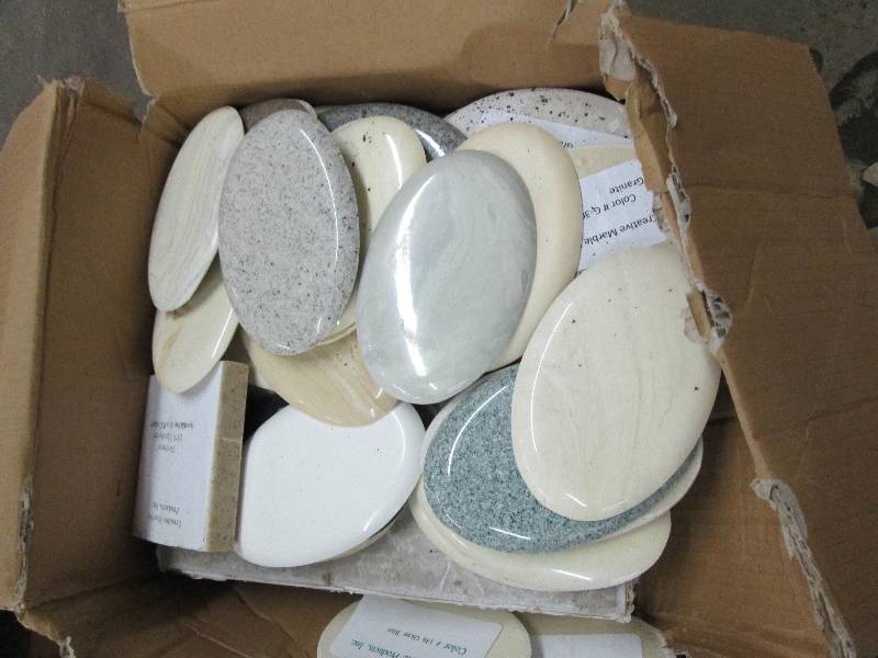 lot 163 image: Lot of Creative Marble Oval Pieces,...