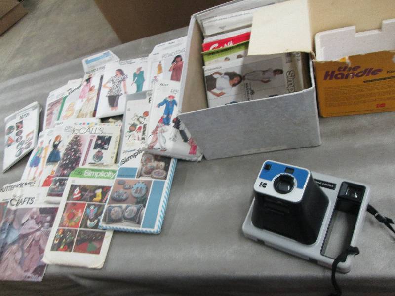 lot 174 image: Kodak Instant camera, Craft & Cloth...