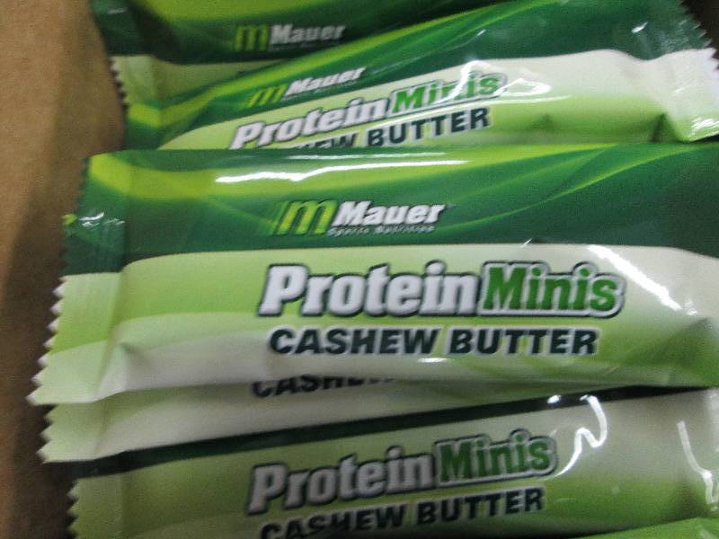 lot 221 image: Case of Mauer Protein Bars Minis Ca...