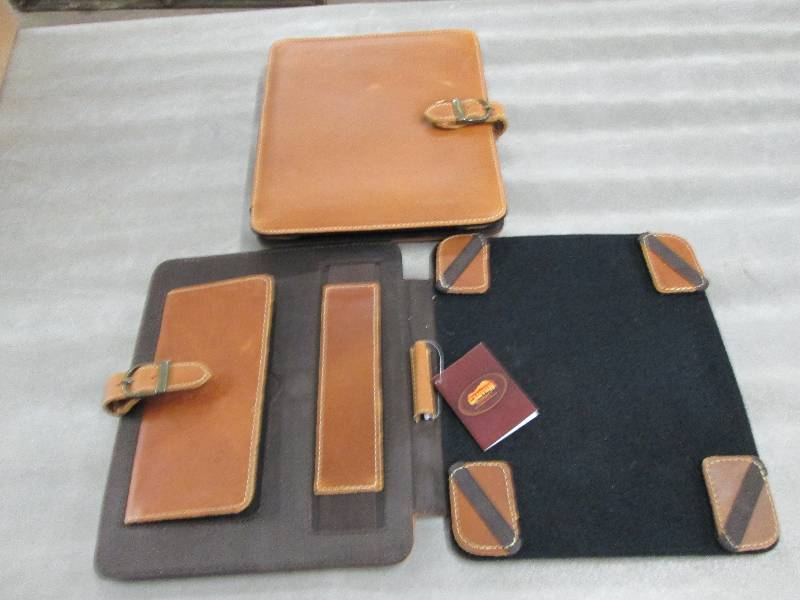 lot 226 image: Lot of 2 Canyon Bear Canyon Tablet ...