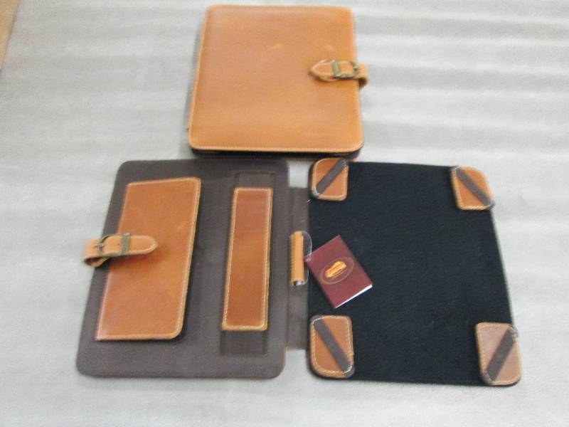 lot 227 image: Lot of 2 Canyon Bear Canyon Tablet ...