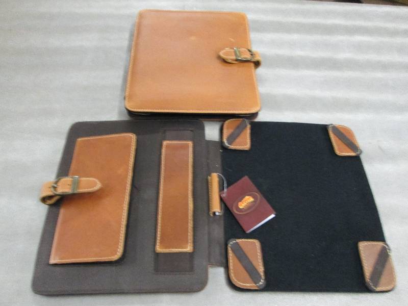 lot 232 image: Lot of 2 Canyon Bear Canyon Tablet ...