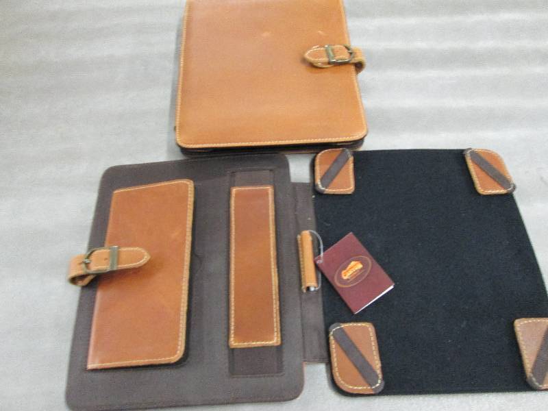 lot 234 image: Lot of 2 Canyon Bear Canyon Tablet ...