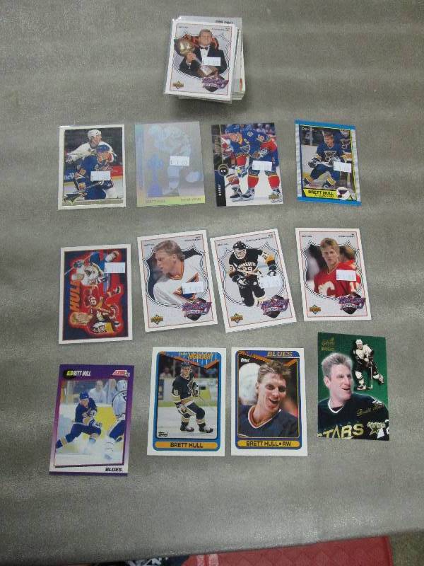 lot 129 image: 50 Brett Hull Cards...