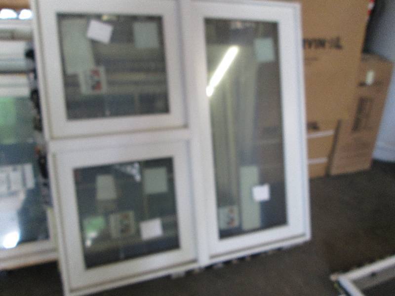 lot 9 image: Andersen Windows 47.25 inch sq...