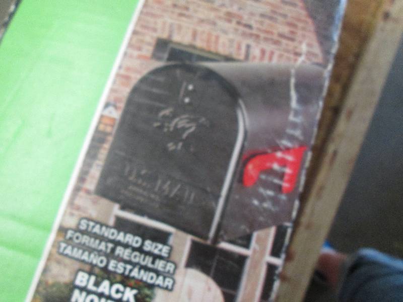 lot 28 image: Black Gibraltar Elite Mail Box...