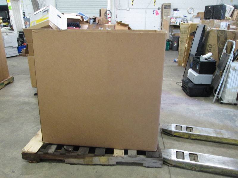 lot 44 image: Lot of 20 Empty Gaylord Cardboard Boxes...