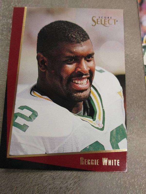 lot 83 image: 100 Reggie White Cards...
