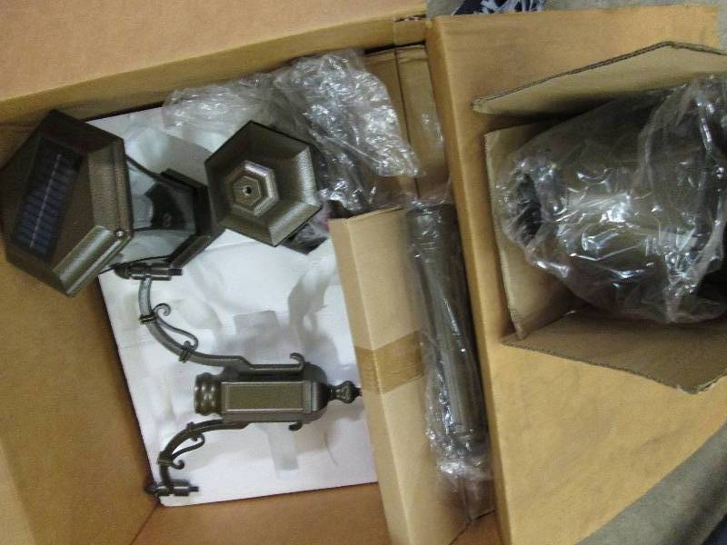 lot 48 image: Solar Lamp...