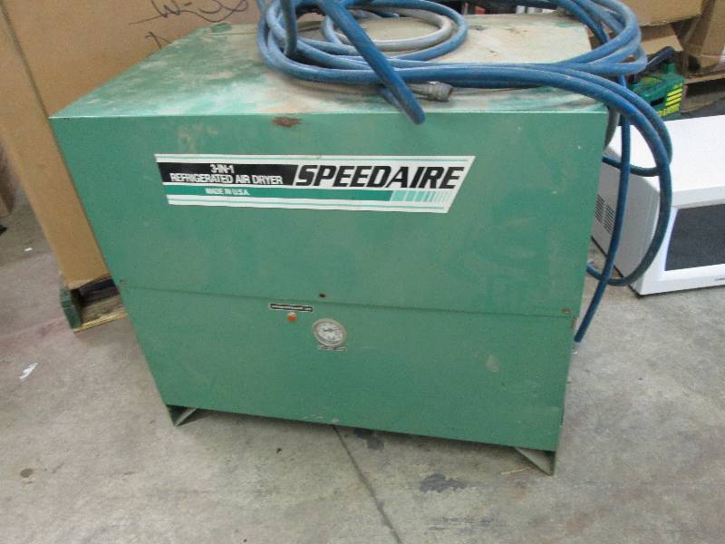 lot 295 image: Speedaire Refrigerated Air Dryer...