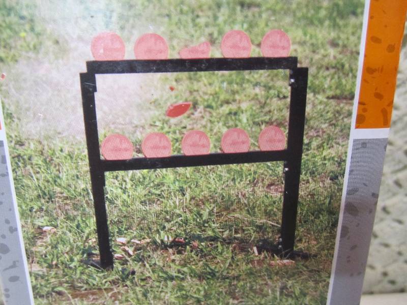 lot 11 image: 2 Champion Traps and Targets VisiCh...