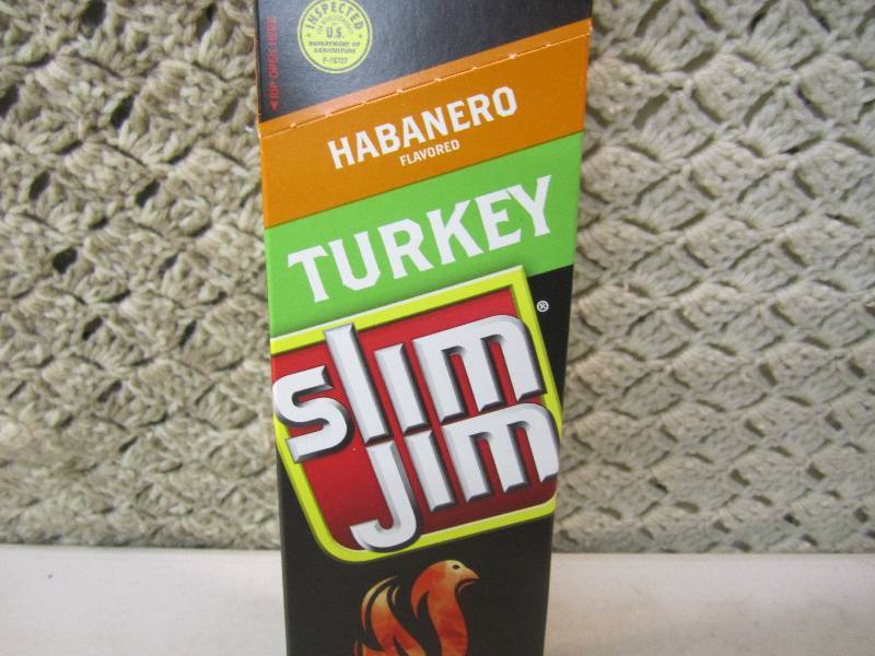 lot 48 image: Box of 24 Slim Jim Snack Sticks Hab...
