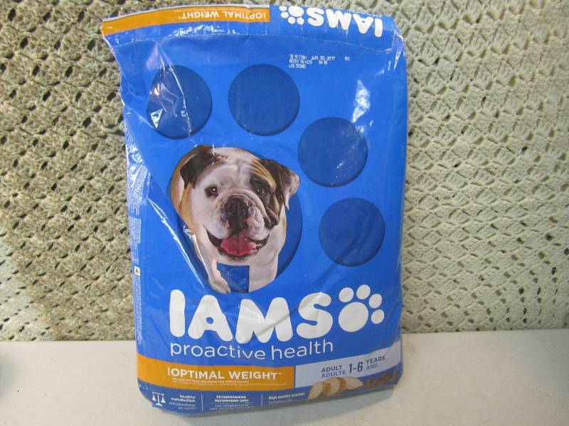 15 Pound Bag of Dog Food Best by Ju 