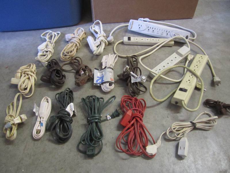 lot 134 image: 4 Power Strips and 15 Extension Cor...