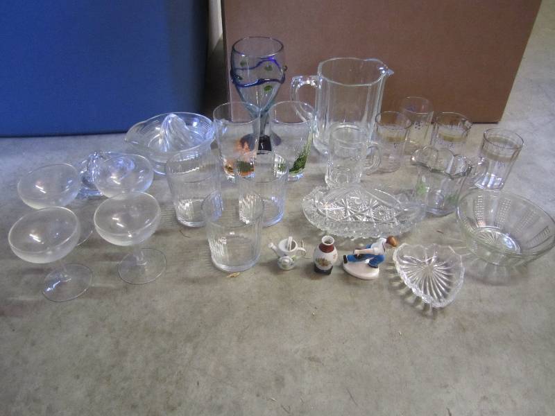 lot 143 image: Lot of Misc Vintage Glass  CSB...