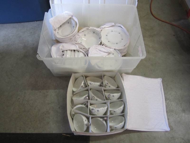 lot 156 image: Janice Fine China Set in Dust Cover...
