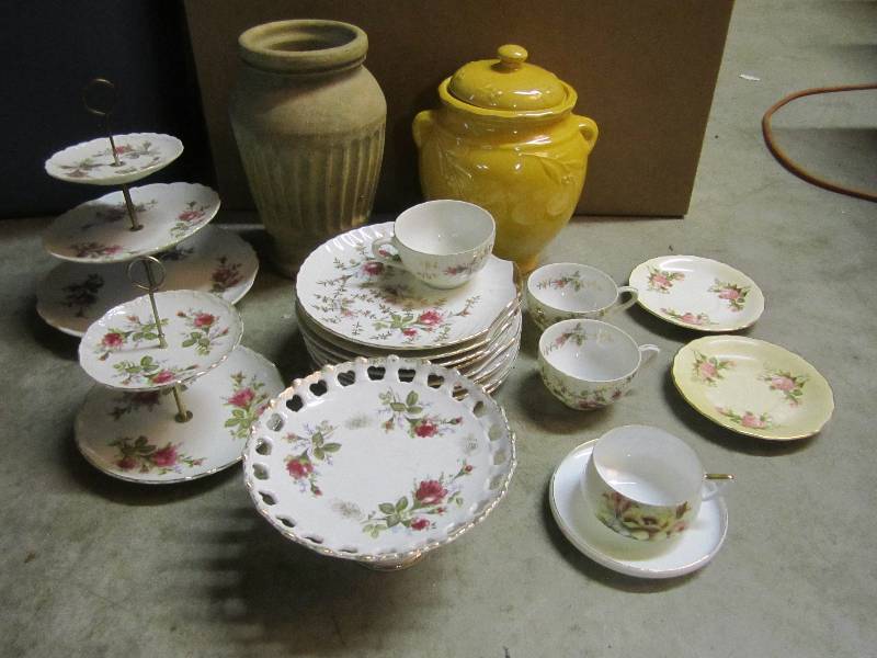 lot 160 image: Lot of Misc in Tote with lid. See p...