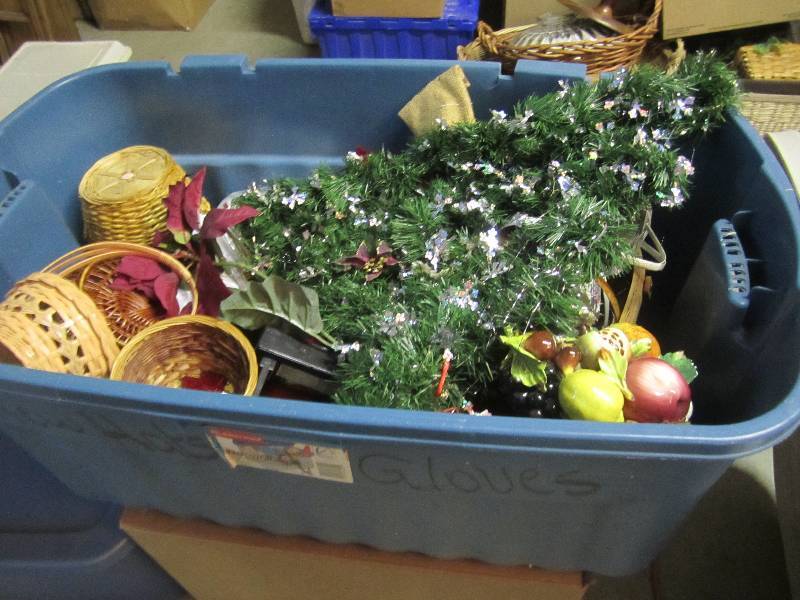 lot 161 image: Large 40 Gallon Tote with Lid Full ...