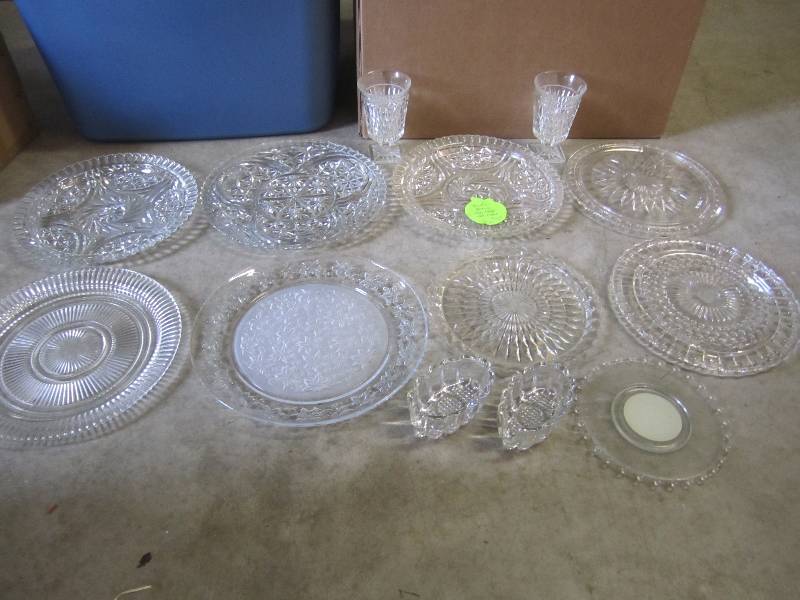 lot 165 image: Lot of Serving Platters Etc See pho...