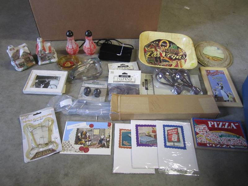 lot 171 image: Large Lot of Misc in Plastic Tote w...