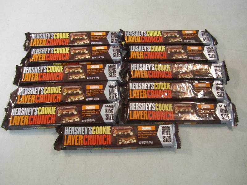 lot 197 image: 11 King Size Hersheys Caramel Cooki...