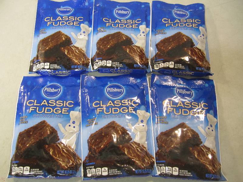 lot 211 image: 6 Bags of Pillsbury Classic Fudge B...