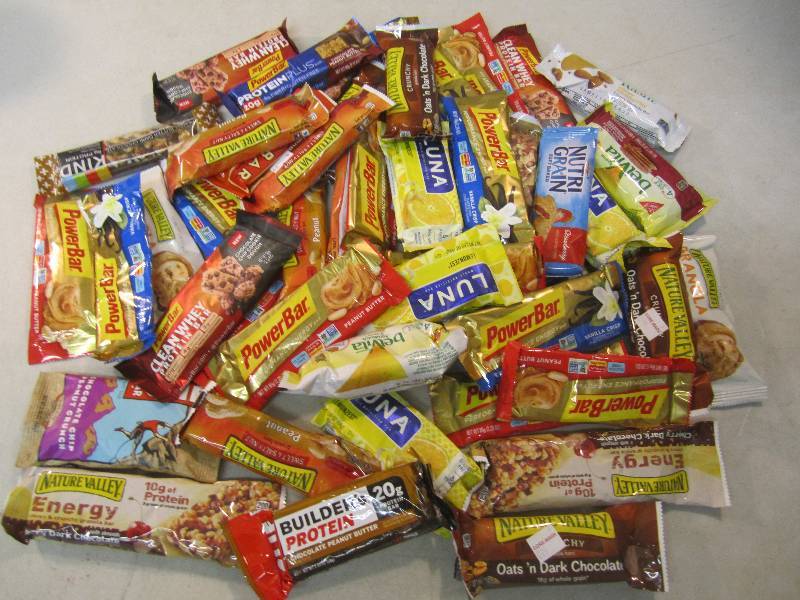 lot 220 image: Lot of Misc GranolaEnergy Bar Snac...