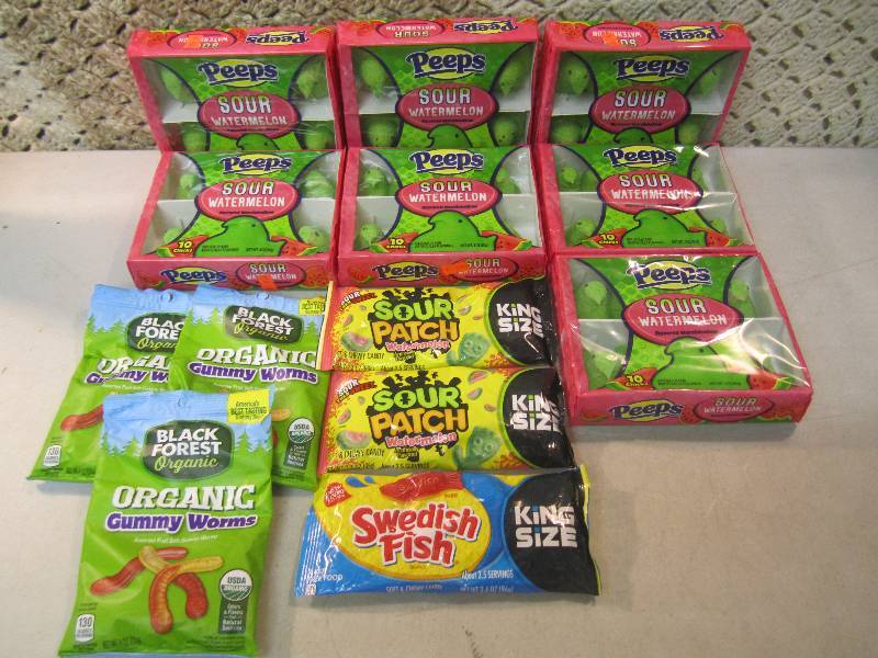 lot 222 image: Mixed Lot of 7 packs of Sour Waterm...