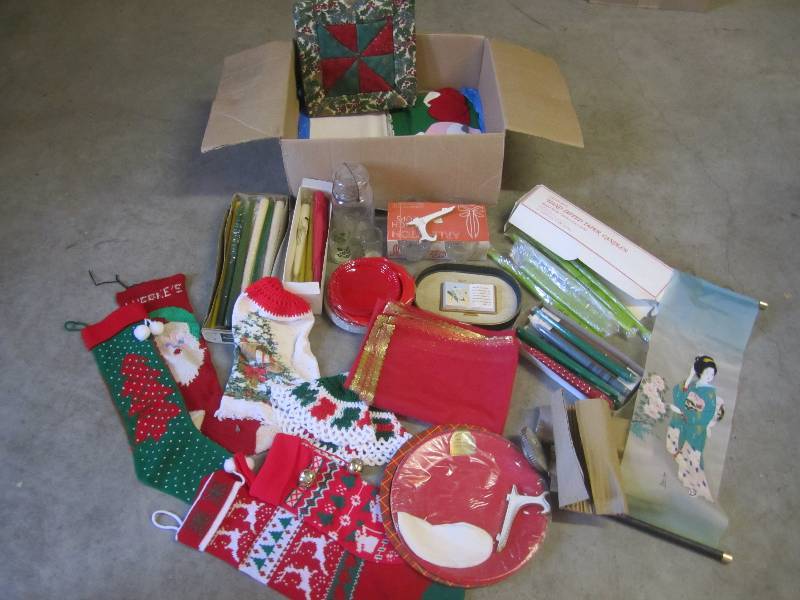 lot 233 image: Lot of Misc See photos.  RM5...