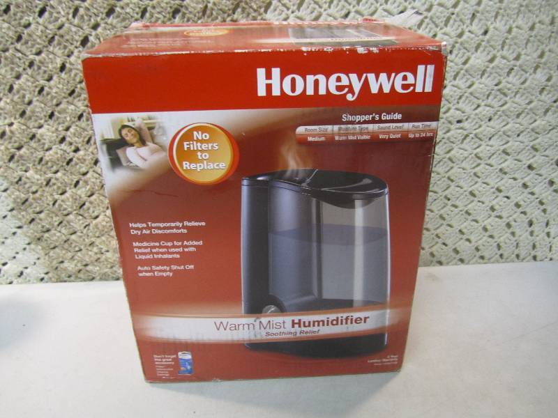 lot 290 image: Honeywell Warm Mist Humidifier Open...