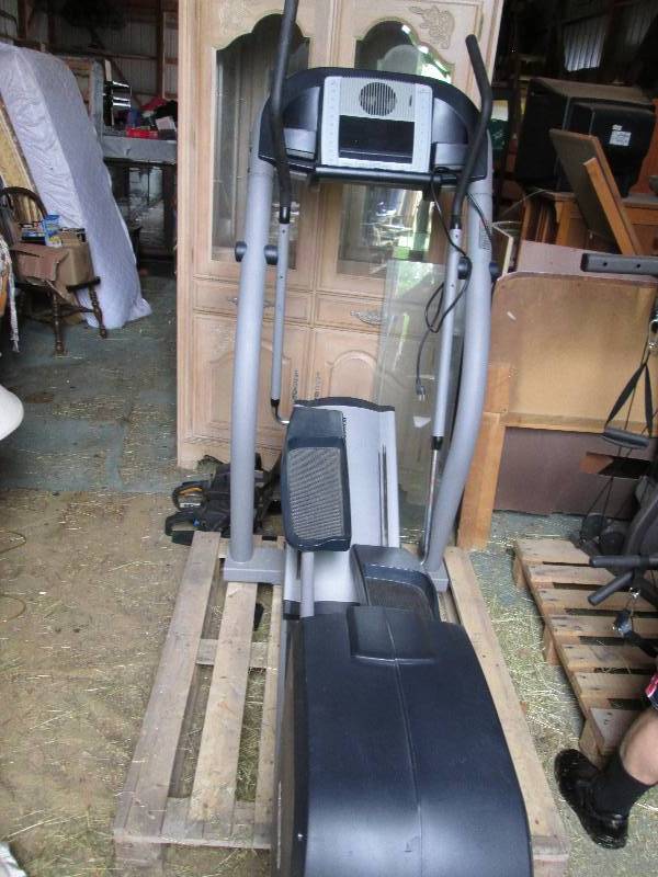 NordicTrack CX1055 with power ramp....