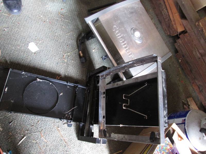 Cusinart gas grill with stand...